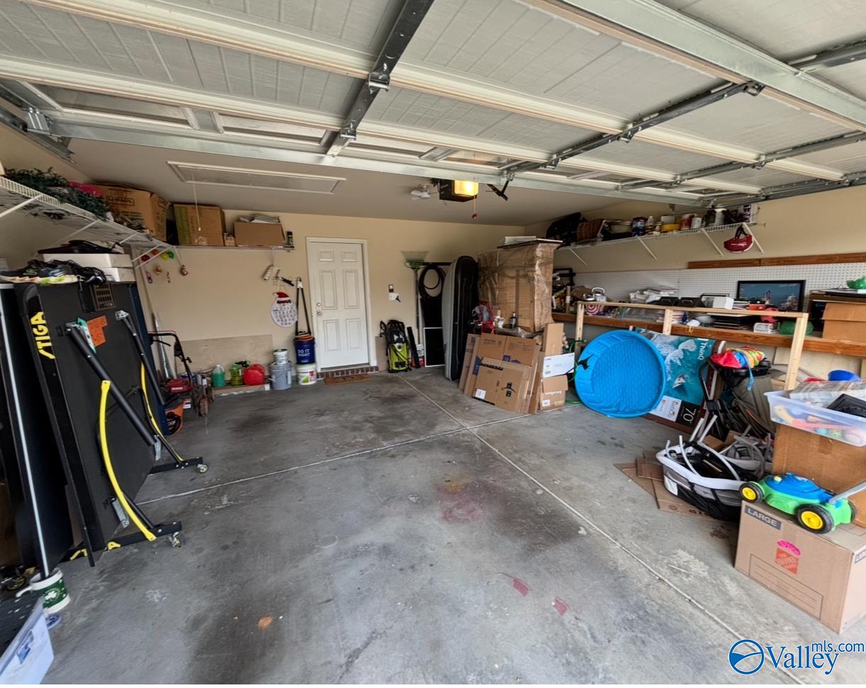 2611 Ashtynn Place, Huntsville, Alabama image 37