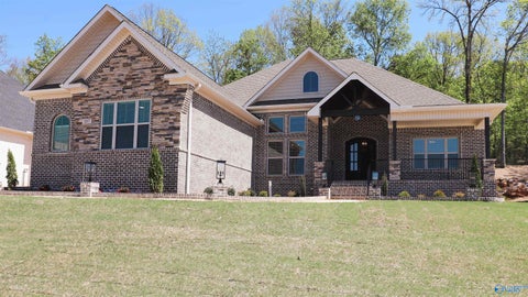 Homes For Sale - 325 Cedar Trail Lane<br/> Harvest, AL 35749