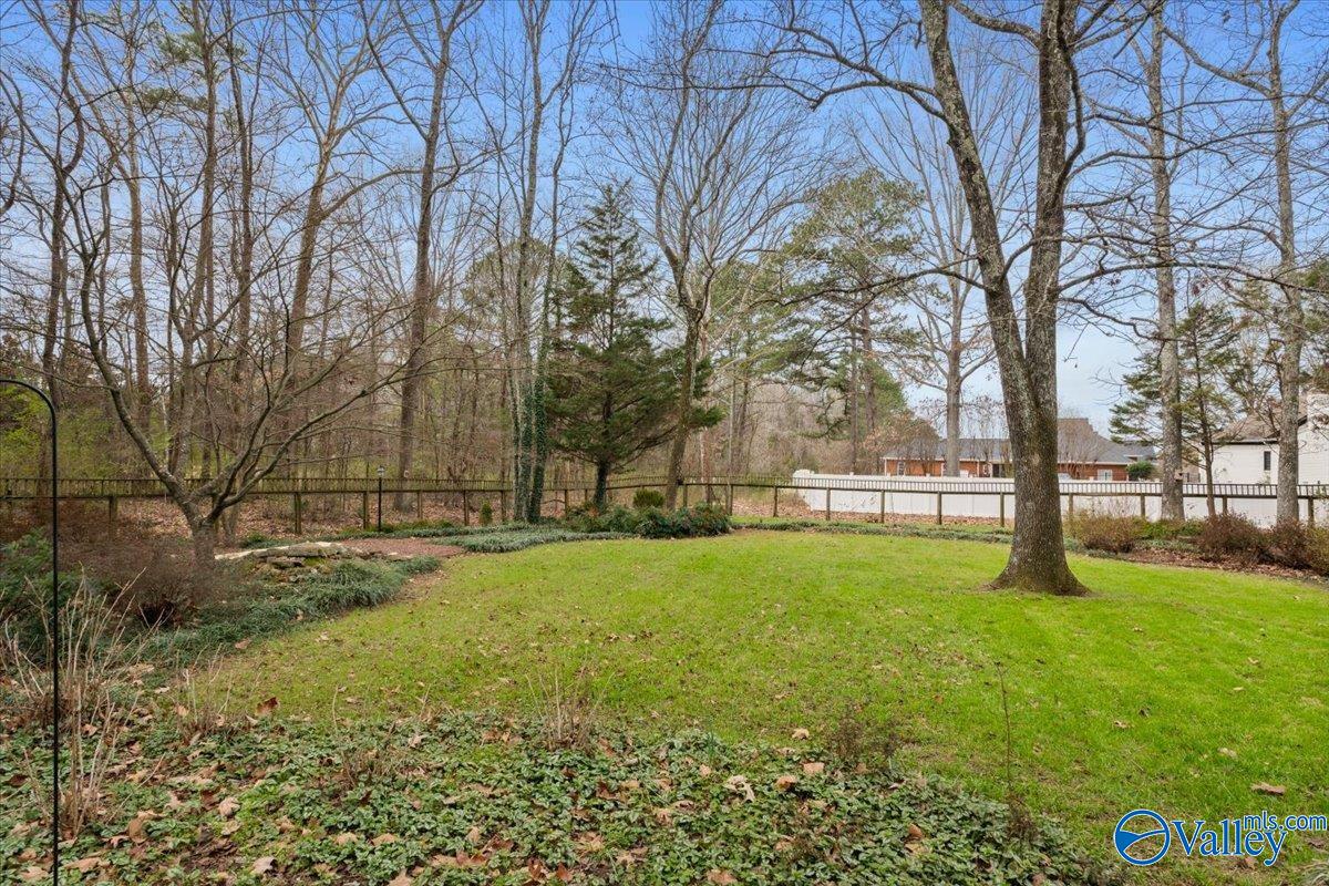 4711 Pineridge Circle, Decatur, Alabama image 42