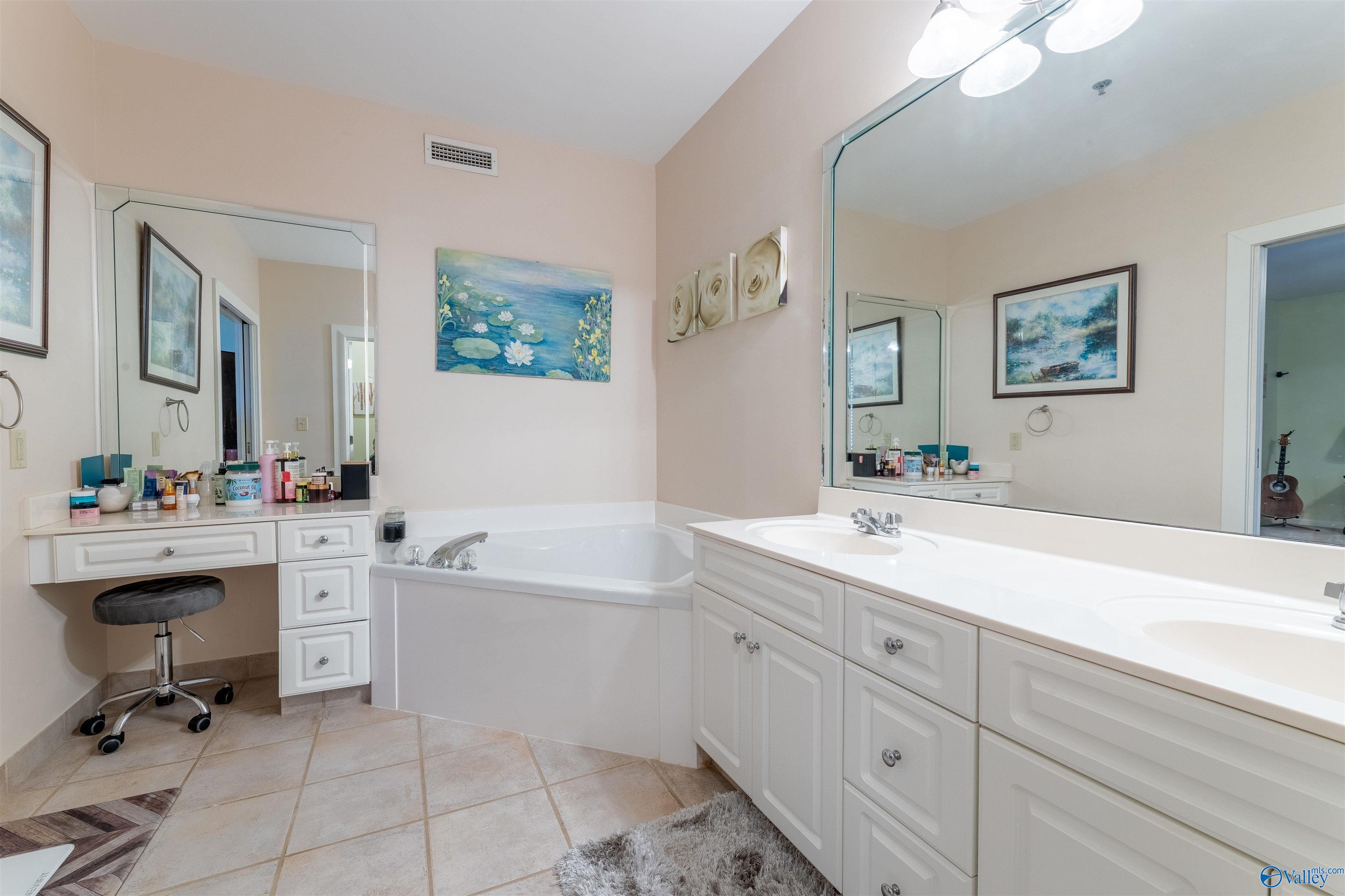 7038 Val Monte Drive #208, Guntersville, Alabama image 46