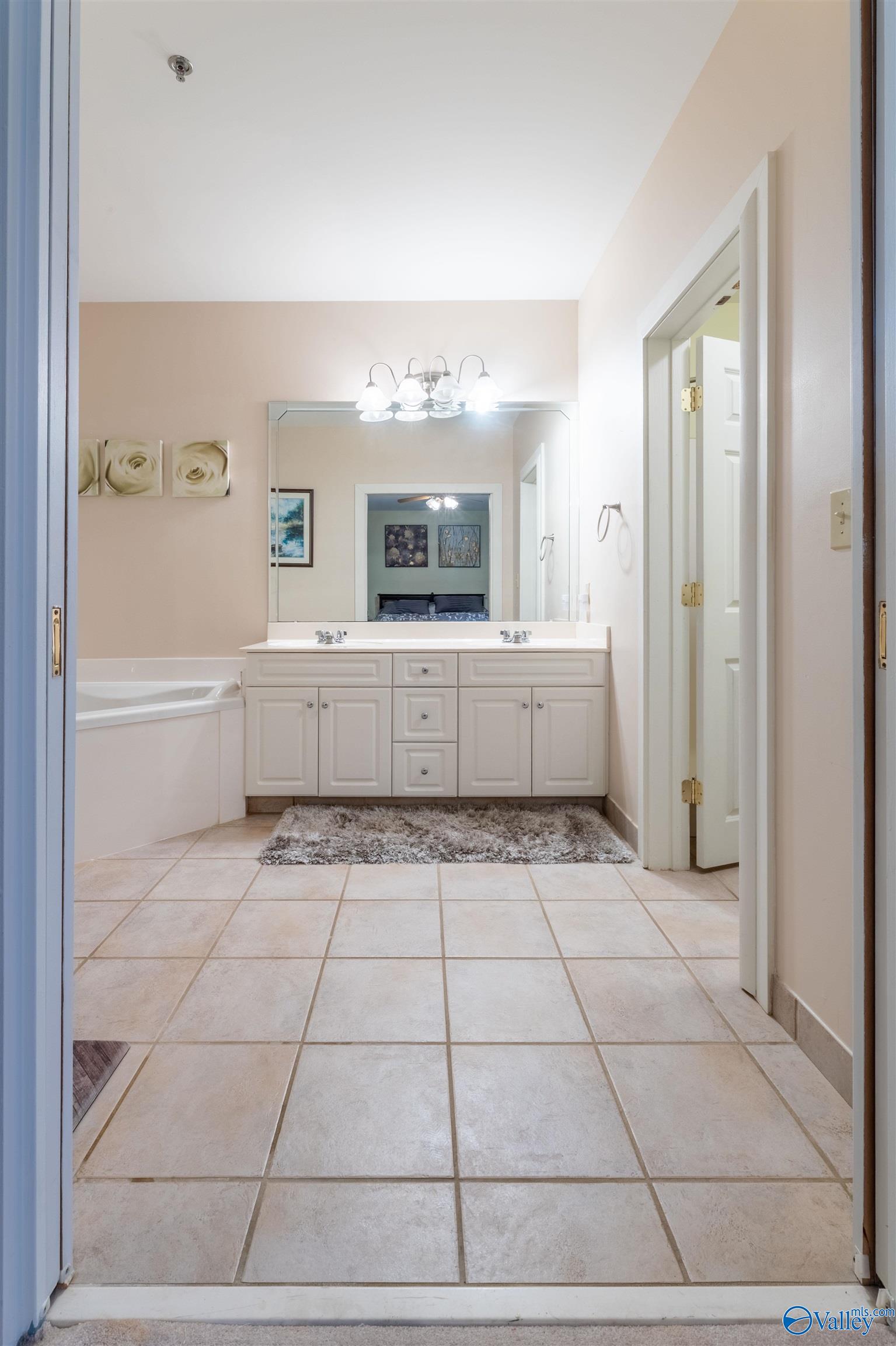 7038 Val Monte Drive #208, Guntersville, Alabama image 47