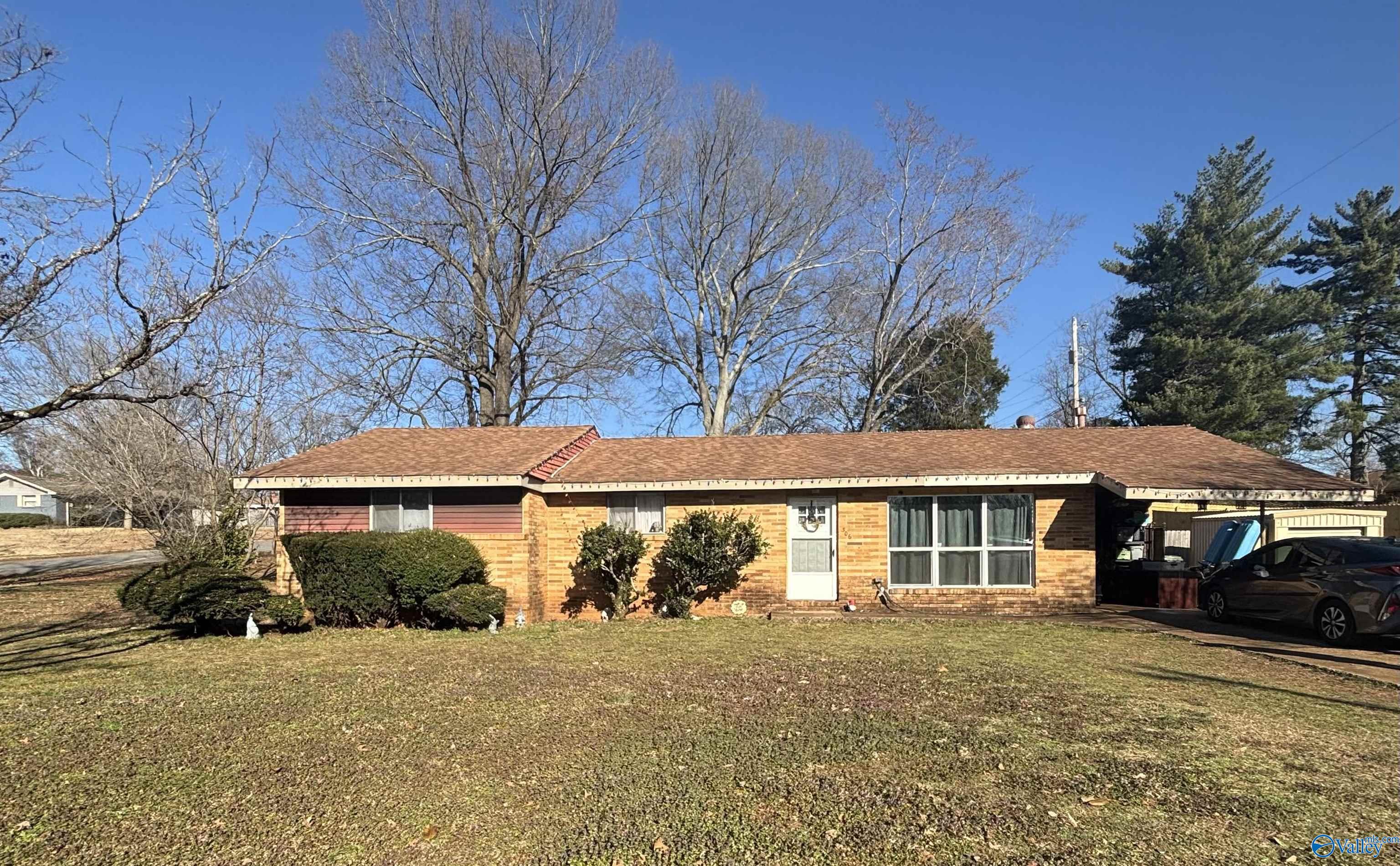 306 NW Blocker Street, Huntsville, Alabama image 1