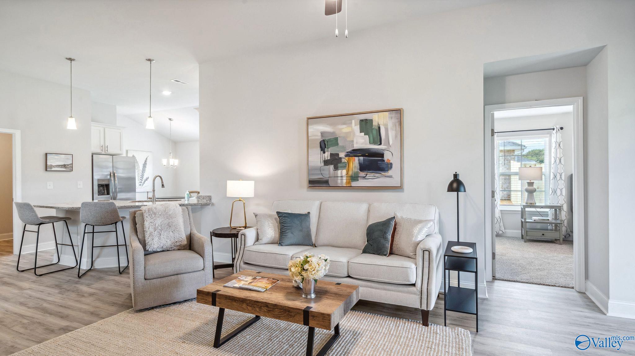 205 Rim Rock Circle