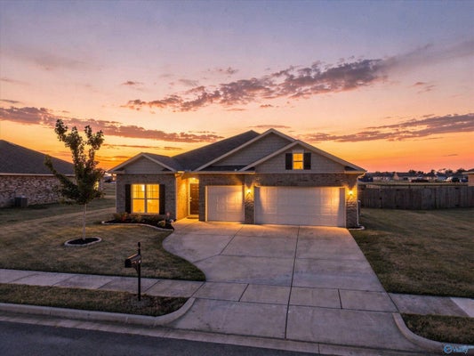 108 CREEK RIDGE DR, MERIDIANVILLE, AL 35759 - Image 53f3d9fb786d2b66a9f2bf1b8af32809/2508640915