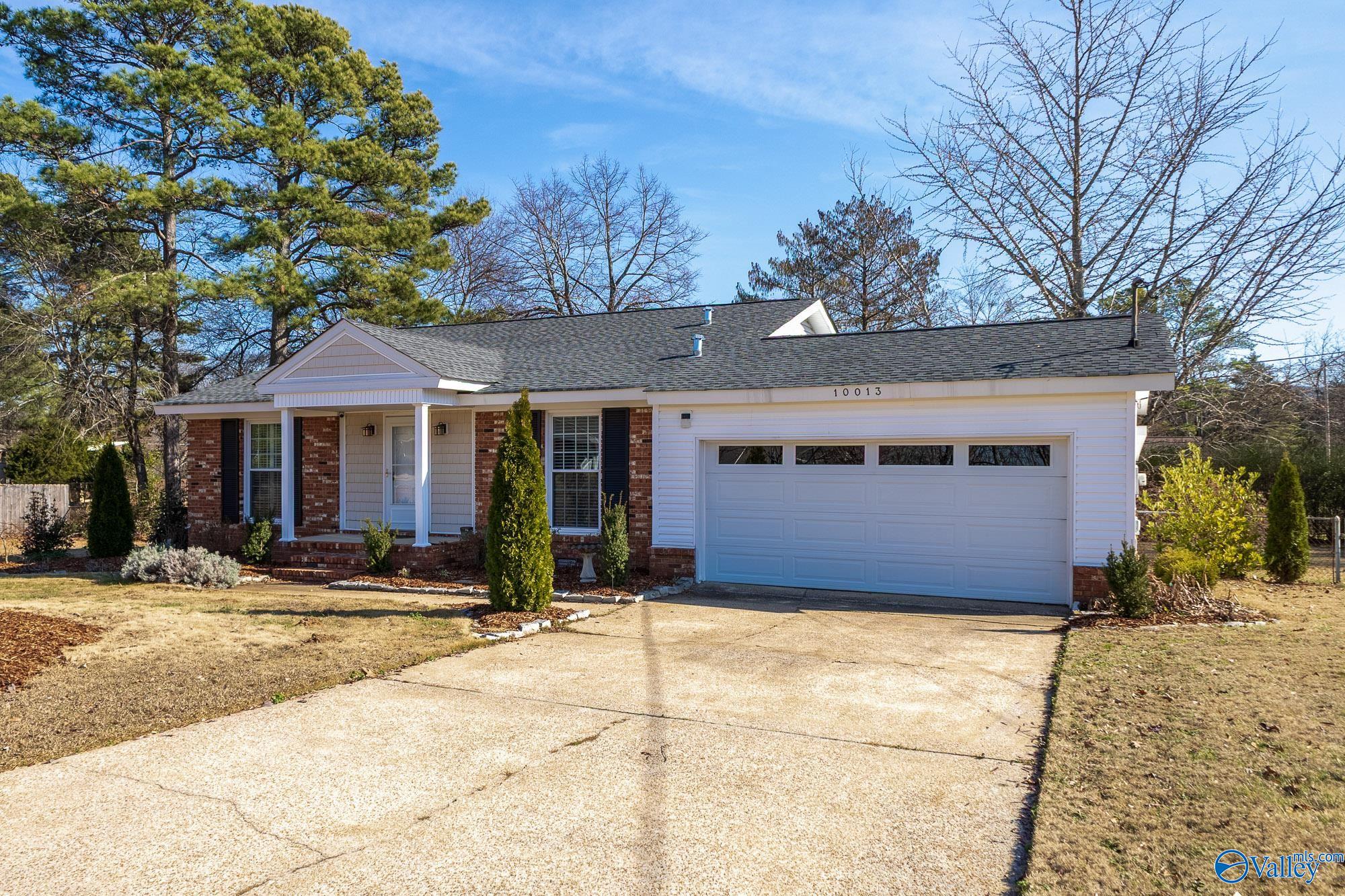 10013 Westleigh Drive SE