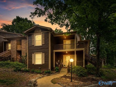 Condo For Sale - 2122 Belle Grove Drive<br/> Madison County, Huntsville, AL 35802