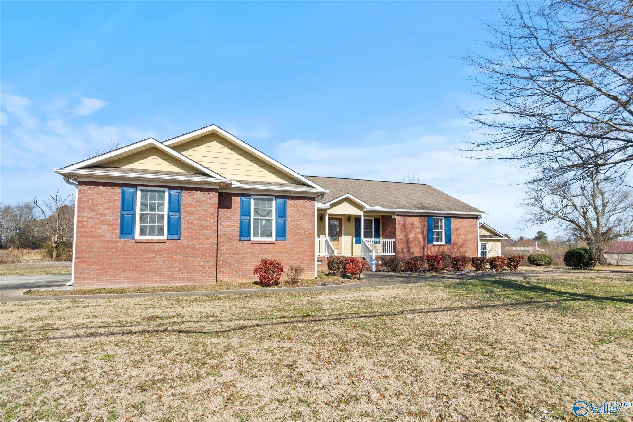 719 Section Line Road, Albertville, Alabama image 1