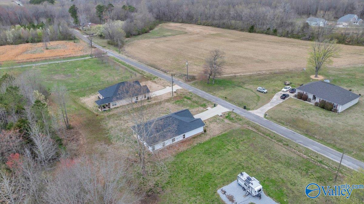 124 Randall Mullins Road, Toney, Alabama image 9