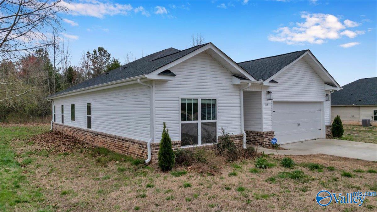 124 Randall Mullins Road, Toney, Alabama image 2