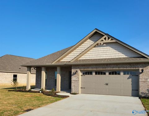 Homes For Rent - 124 Keller Drive<br/> Hazel Green, AL 35750