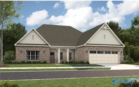 Homes For Sale - 21034 Lillianna Court<br/> Athens, AL 35613
