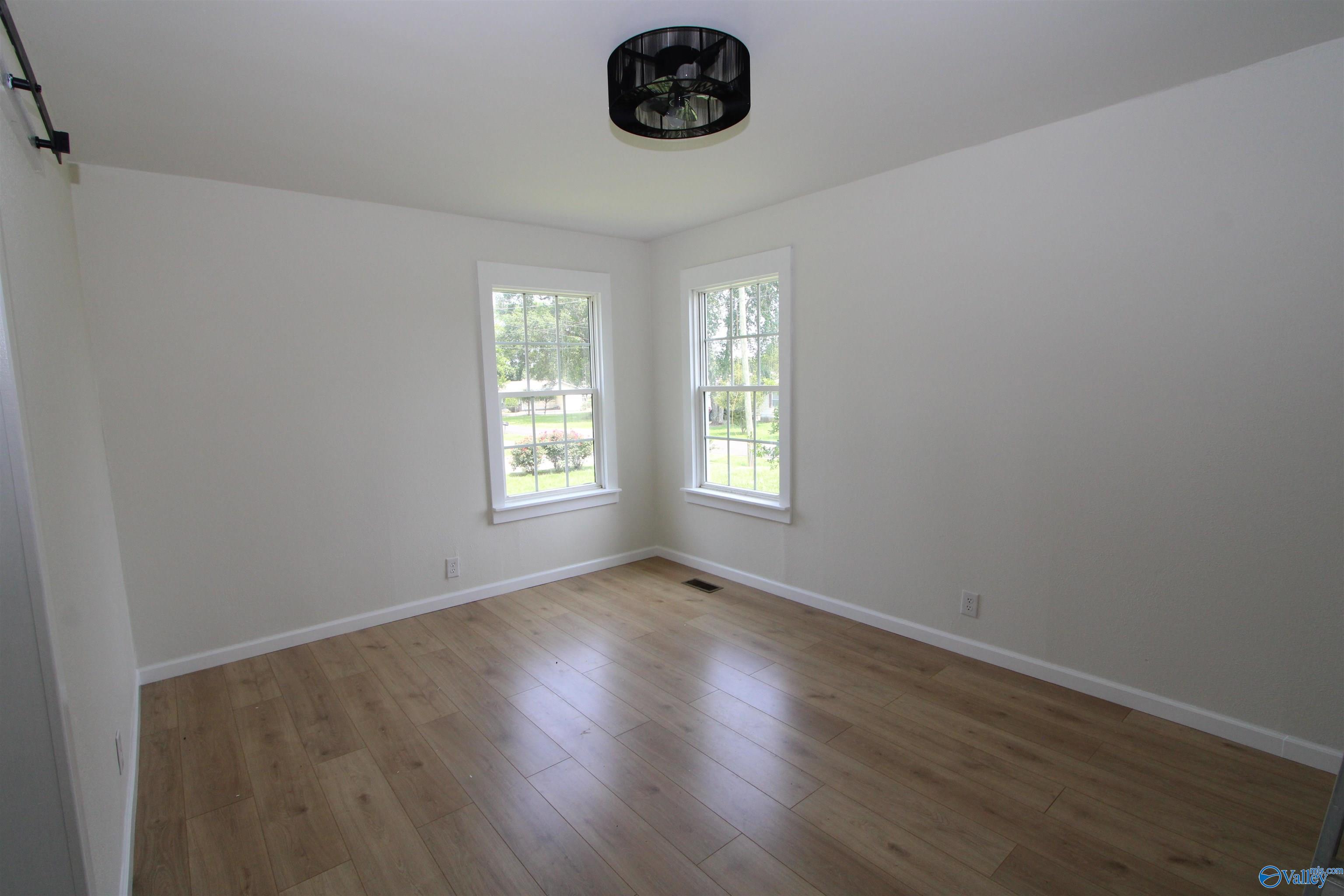 132 E Pine Street, Falkville, Alabama image 8
