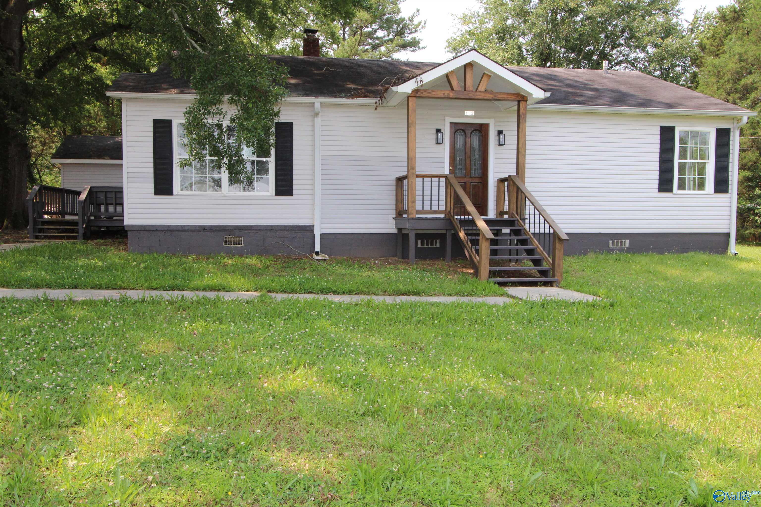 132 E Pine Street, Falkville, Alabama image 1