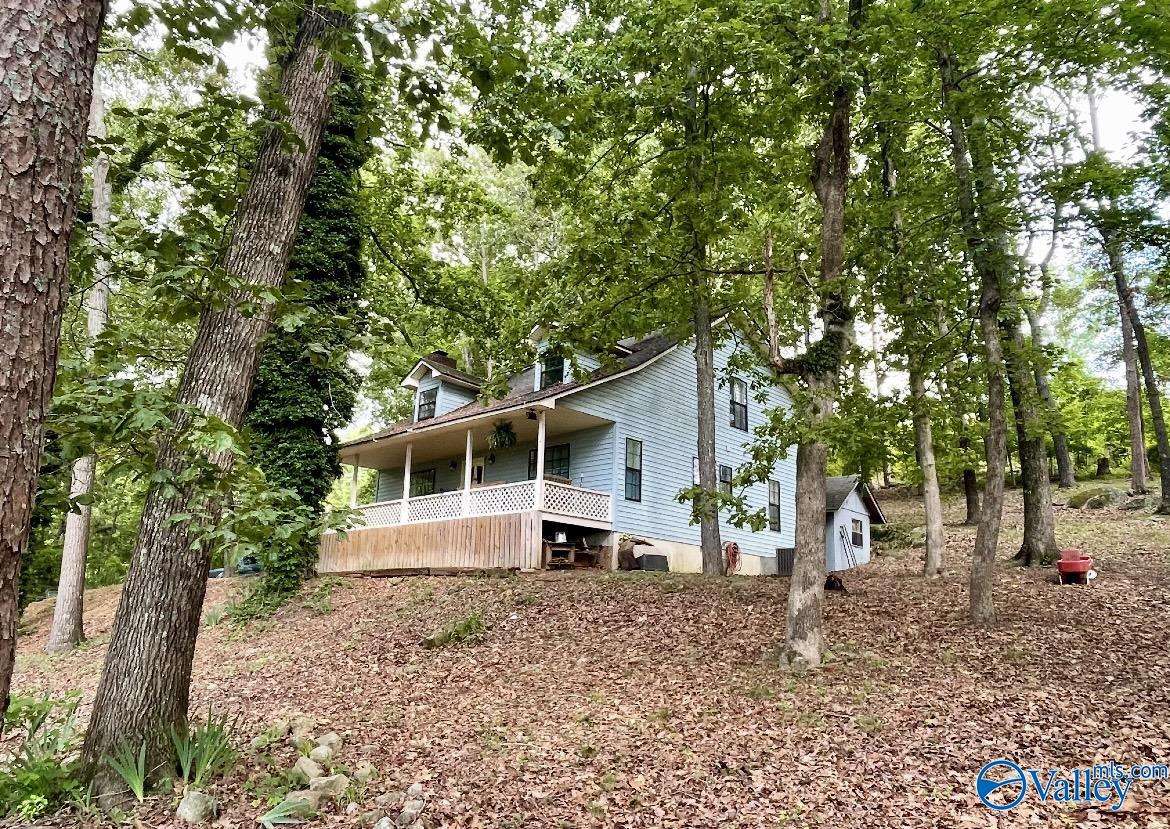 1055 Georgia Mountain Road, Guntersville, Alabama image 4
