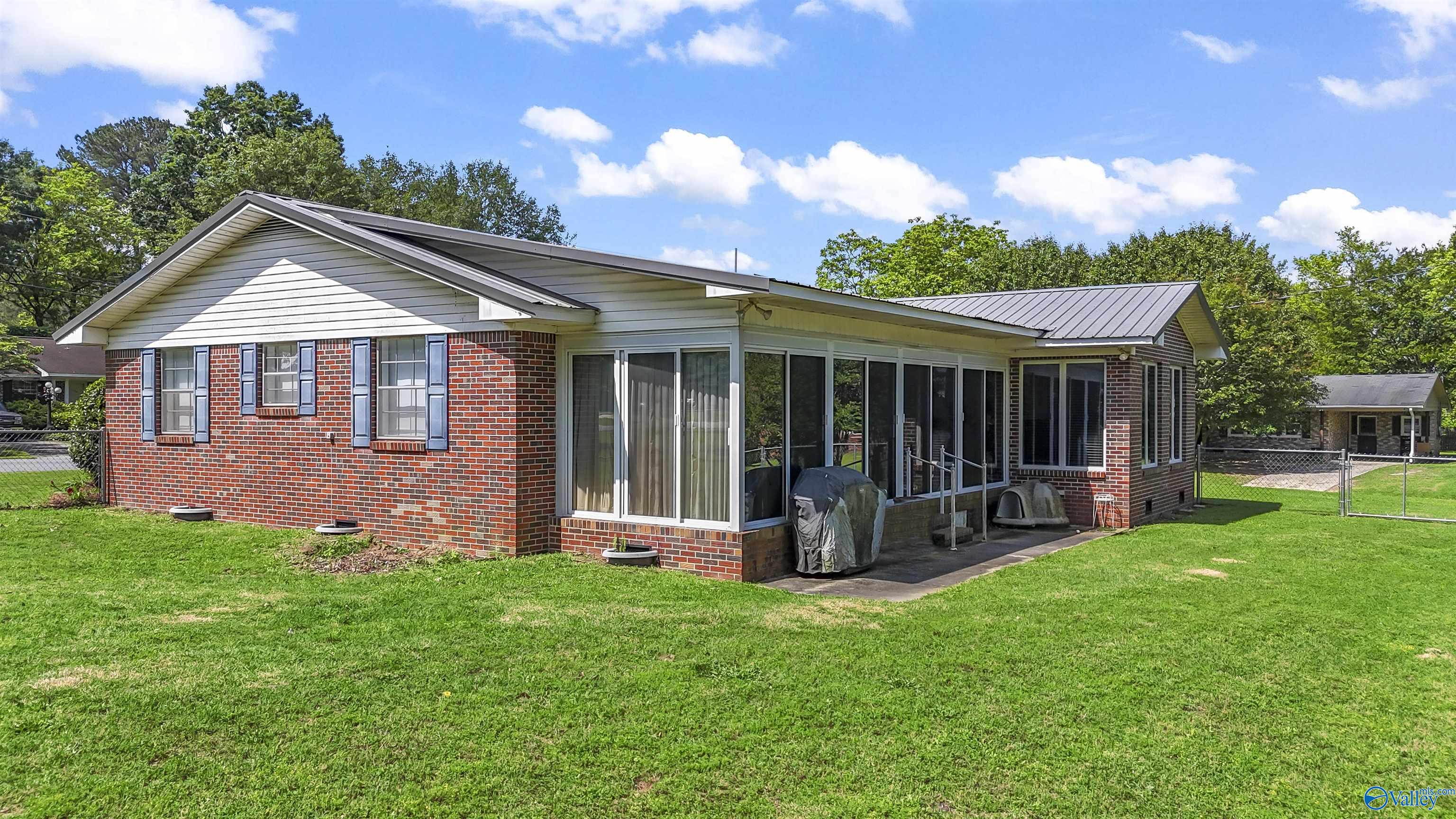 1103 Dan Avenue, Albertville, Alabama image 28