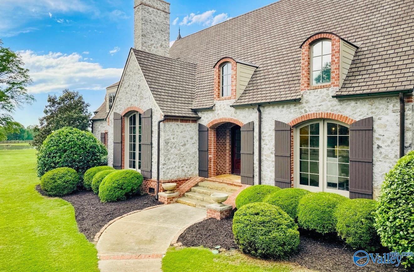 2400 Breeding Drive