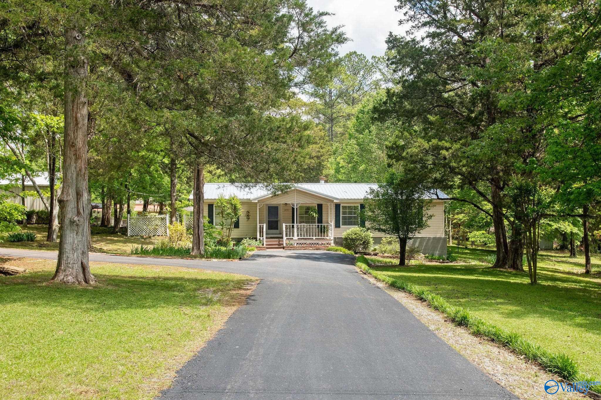 251 Cedar Drive, Gadsden, Alabama image 1