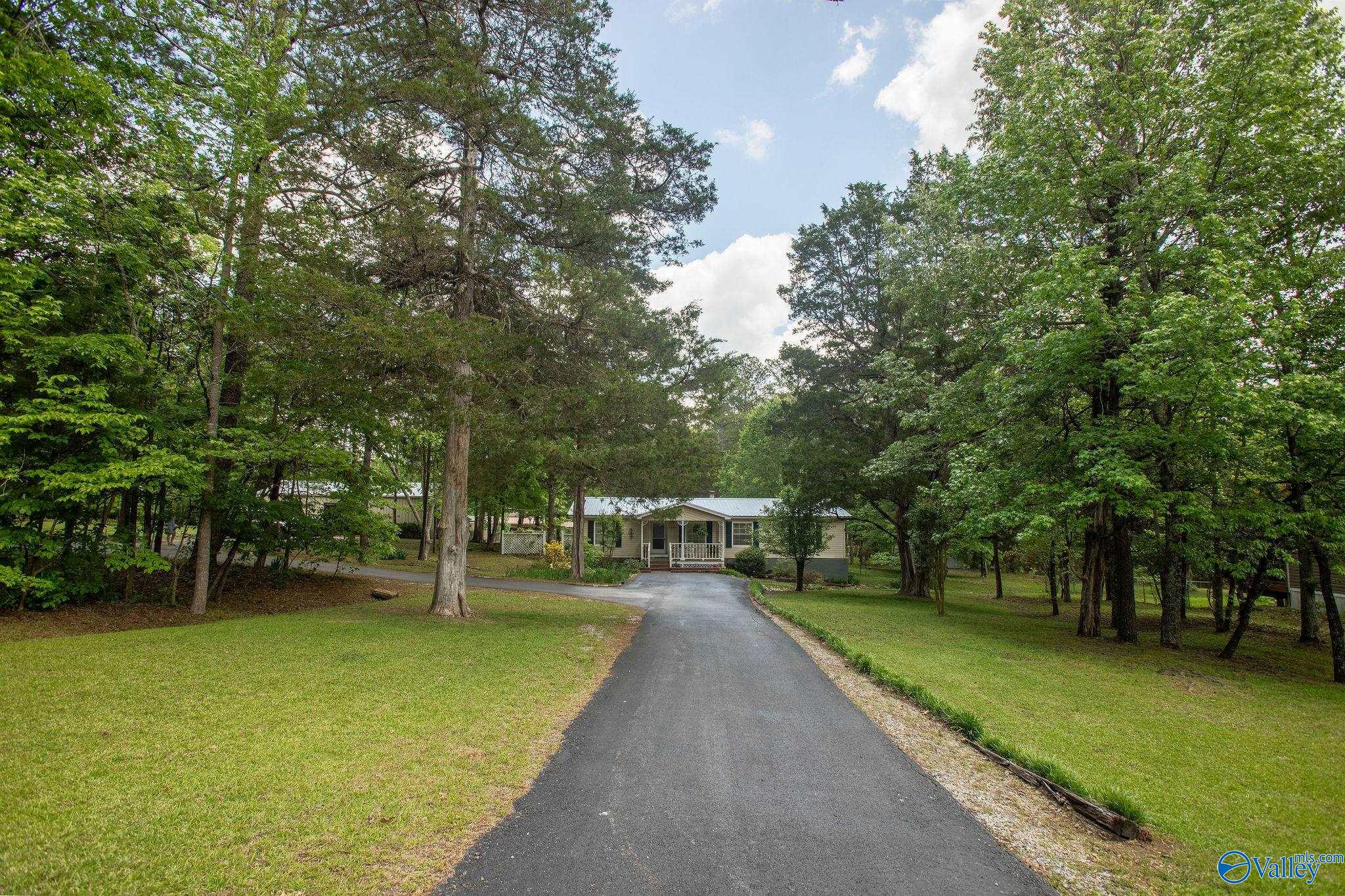 251 Cedar Drive, Gadsden, Alabama image 2