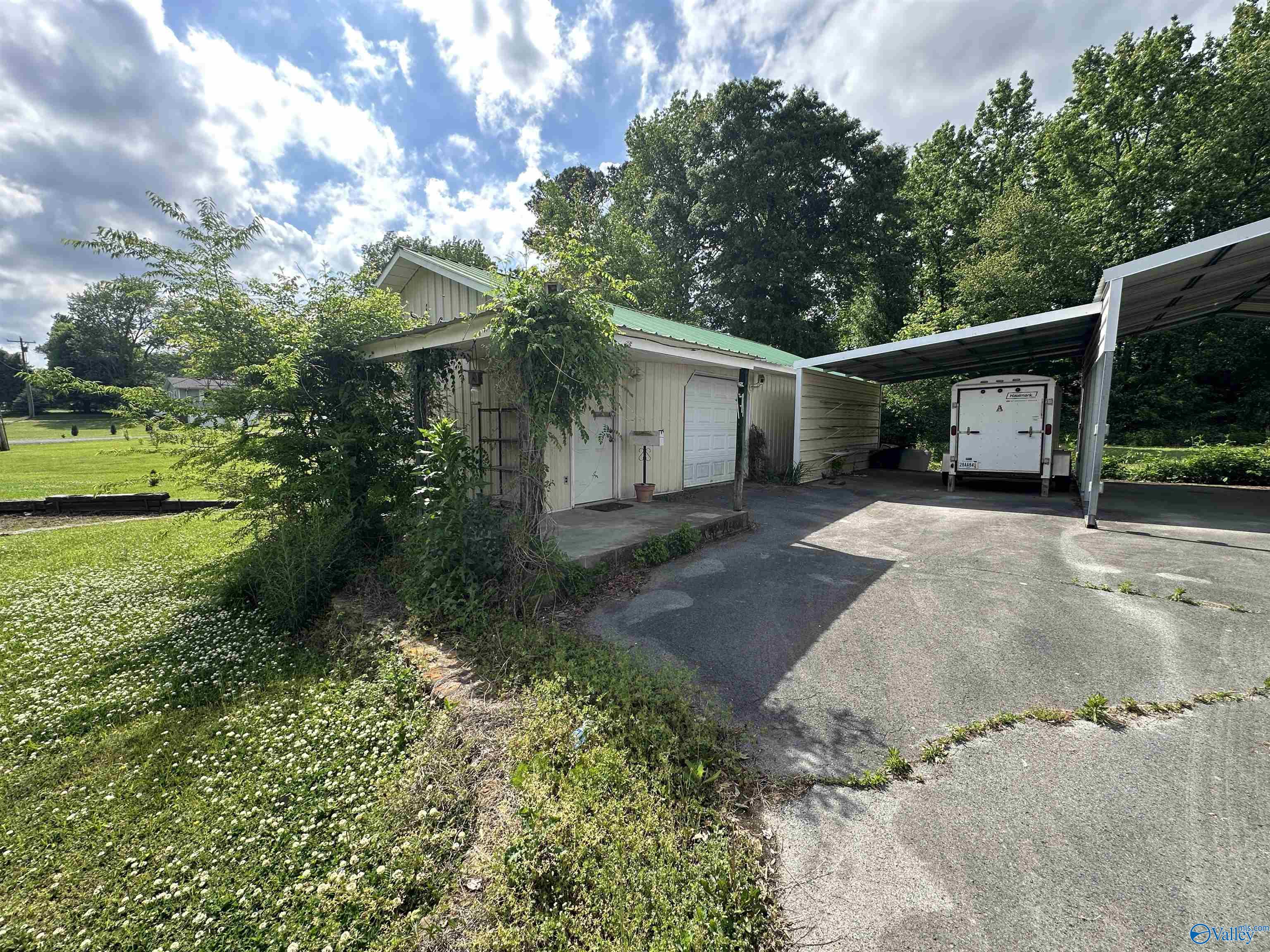 127 Friar Tuck Way