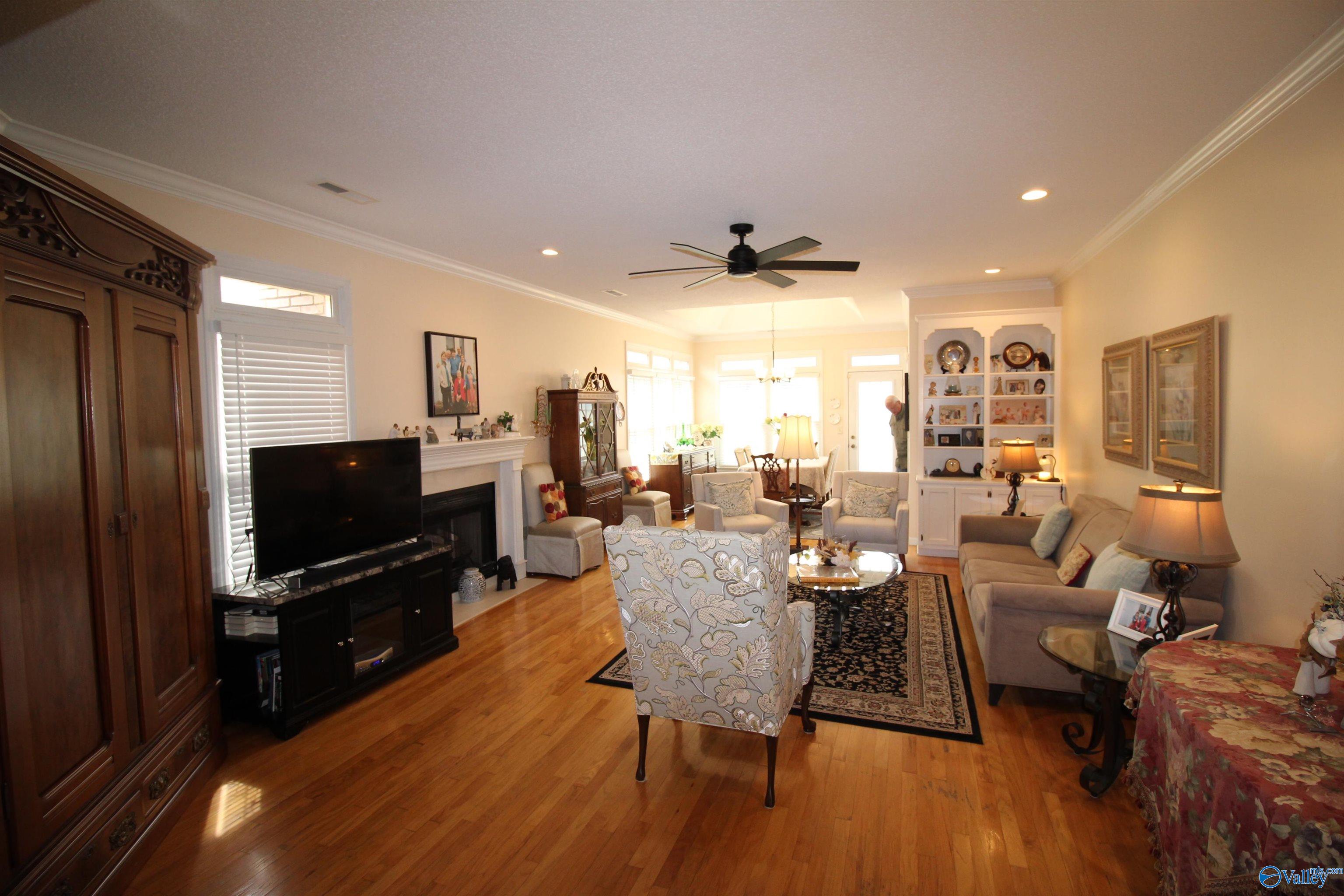 15067 Ashmont Blvd