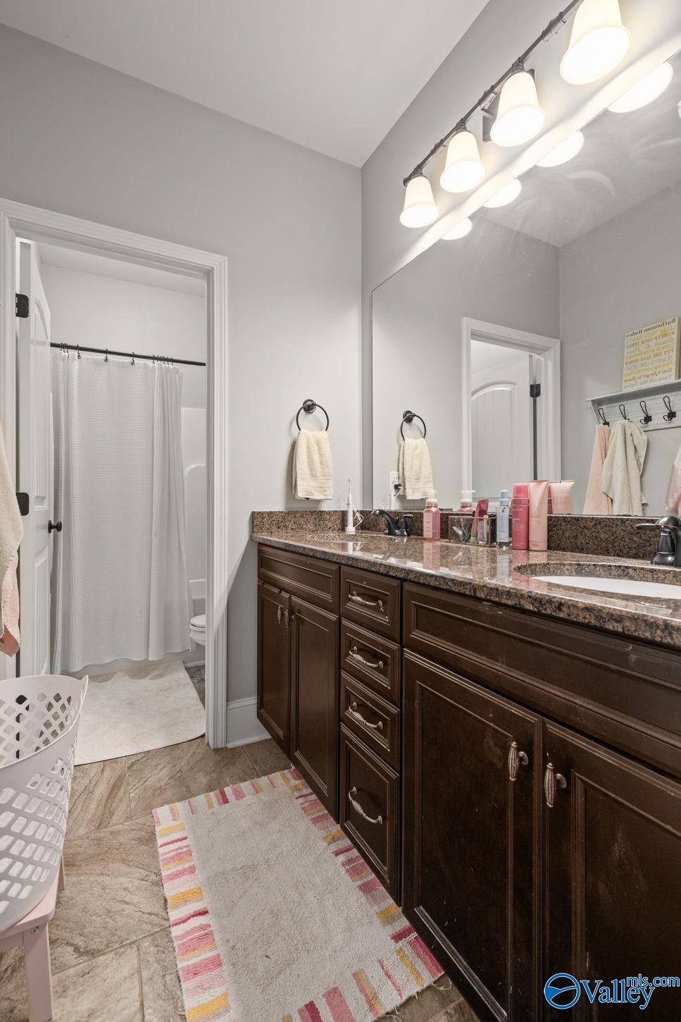 205 Farmdale Drive, Madison, Alabama image 28