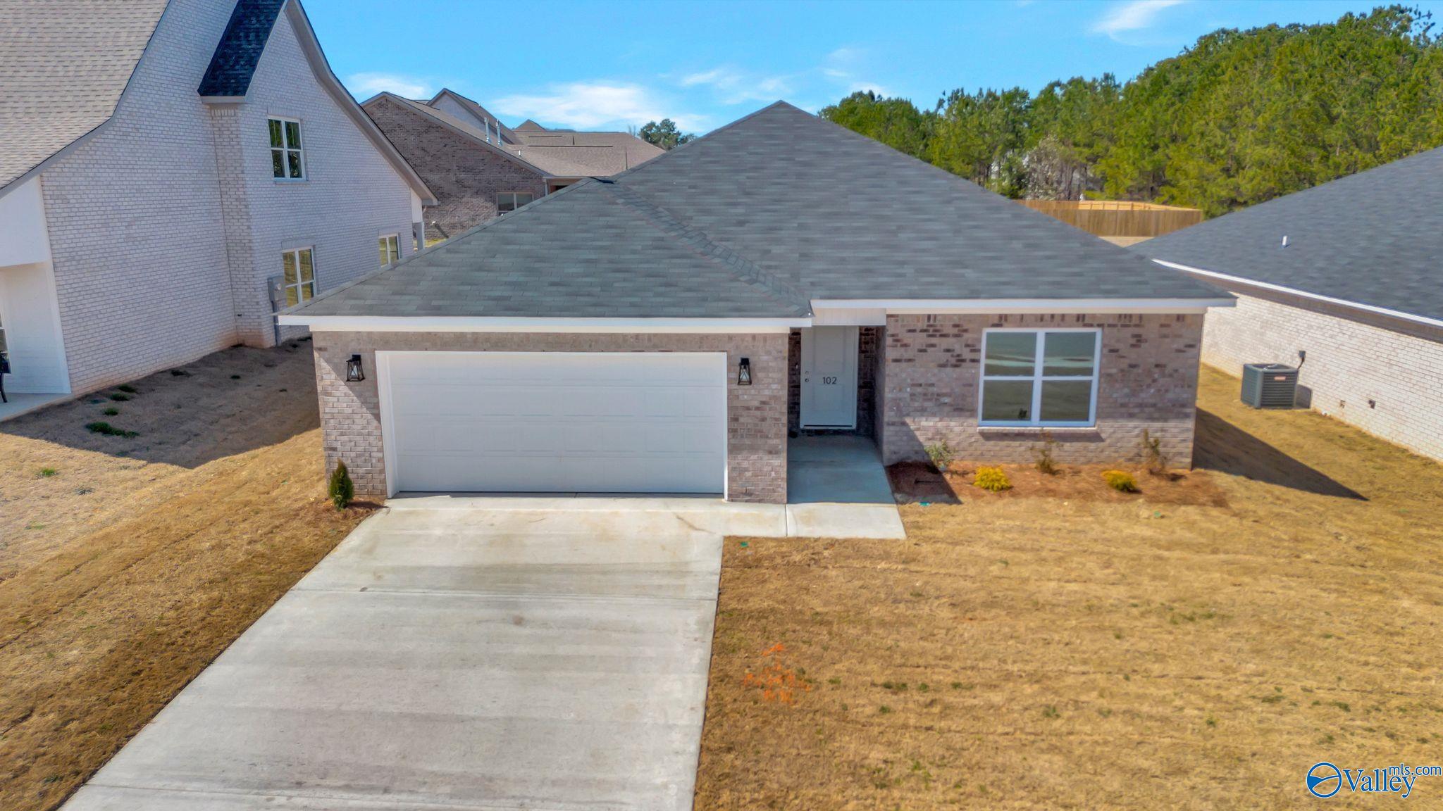 102 Grace Ridge Way, New Hope, Alabama image 2