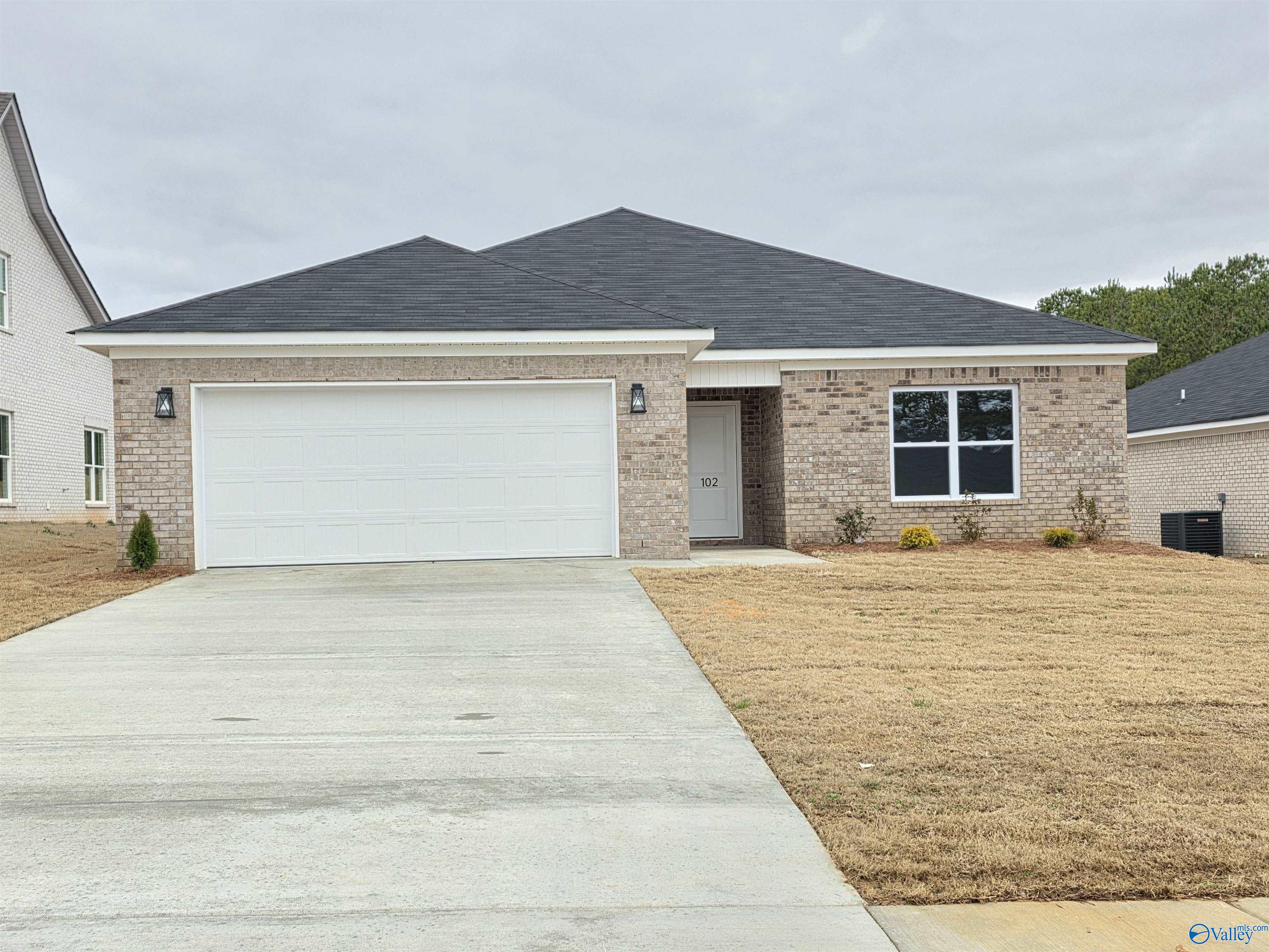 102 Grace Ridge Way, New Hope, Alabama image 1