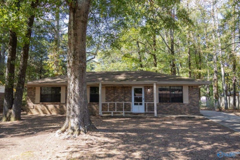 Homes For Sale - 6315 Sandia Boulevard<br/> Huntsville, AL 35810