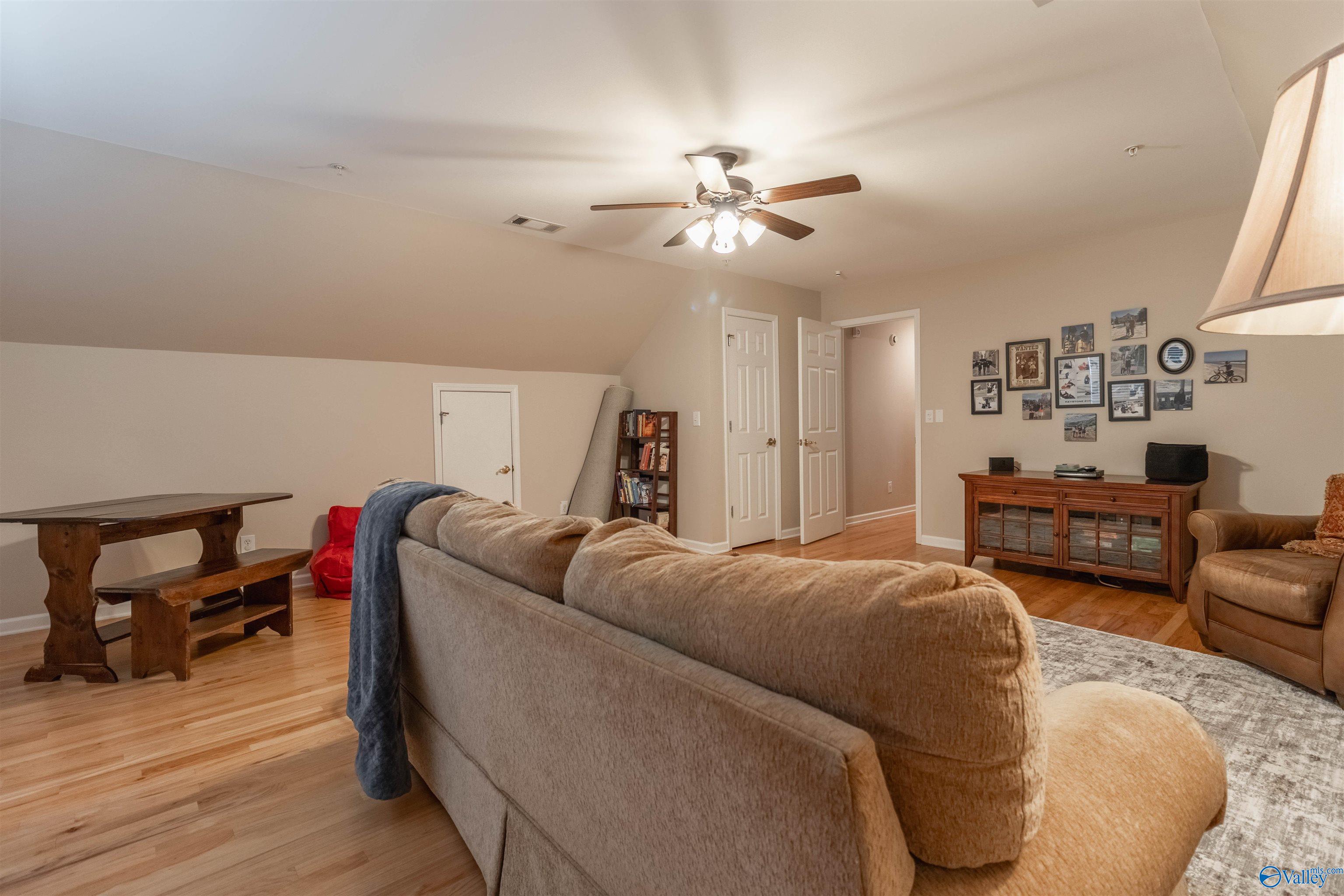 255 River Pointe Drive, Guntersville, Alabama image 40