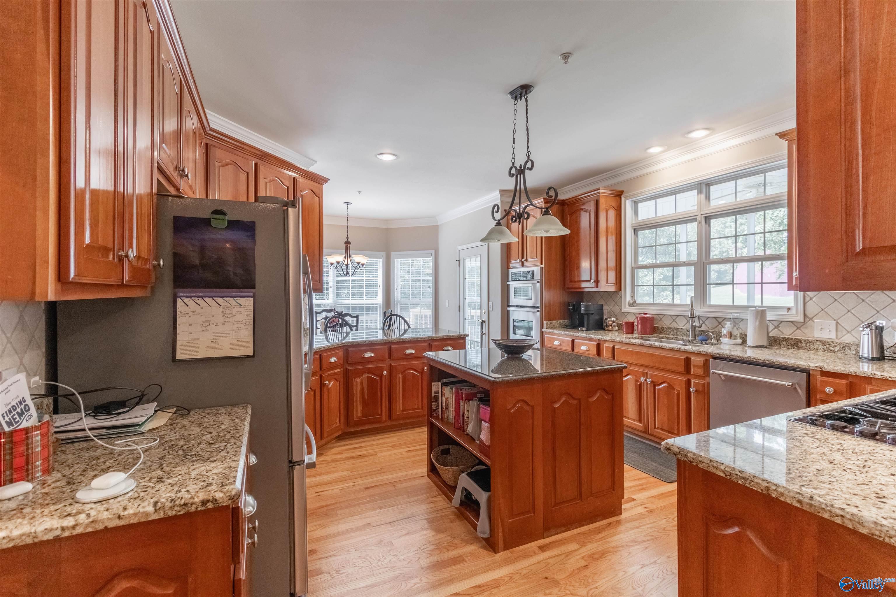 255 River Pointe Drive, Guntersville, Alabama image 23
