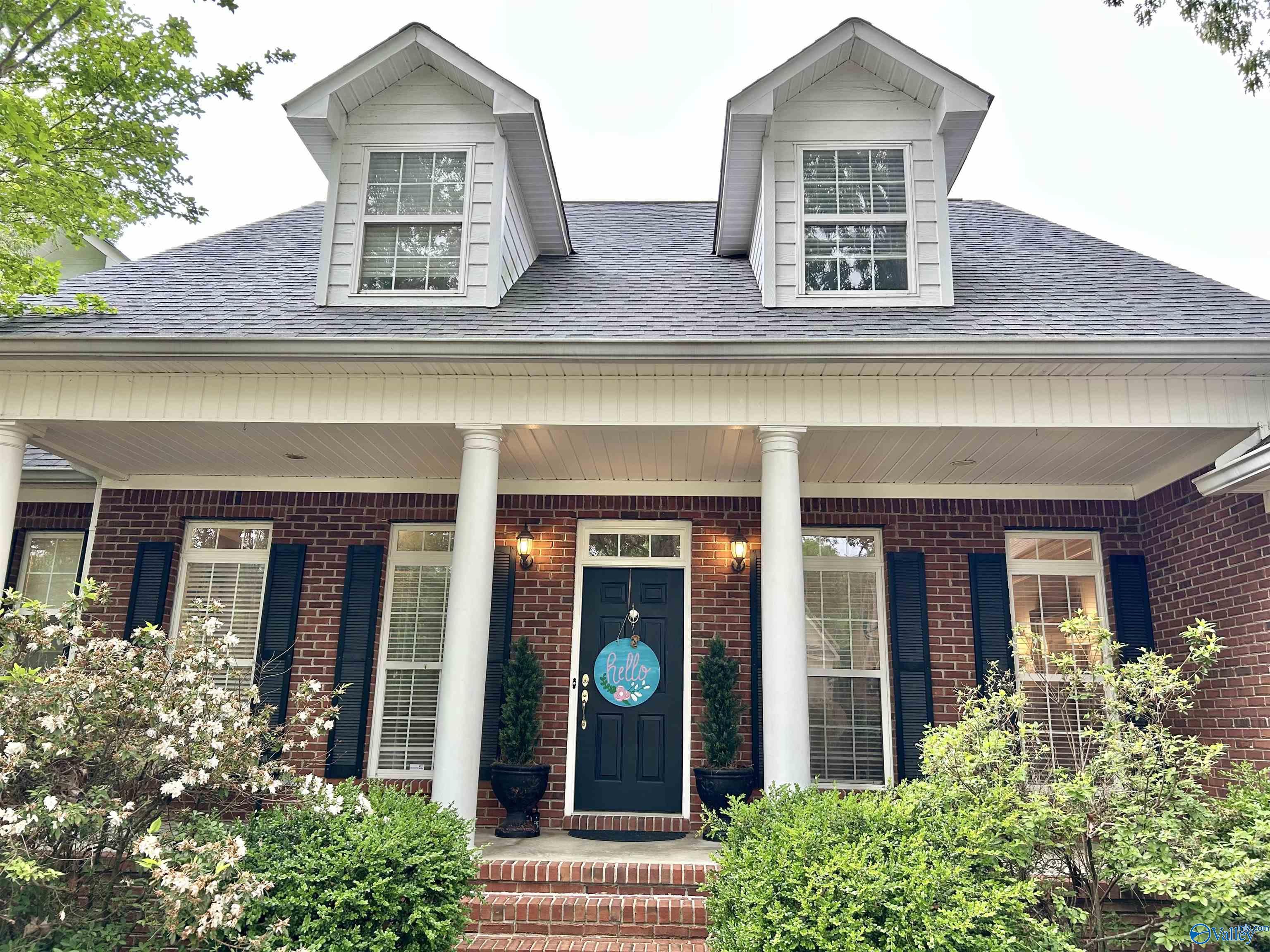 255 River Pointe Drive, Guntersville, Alabama image 3