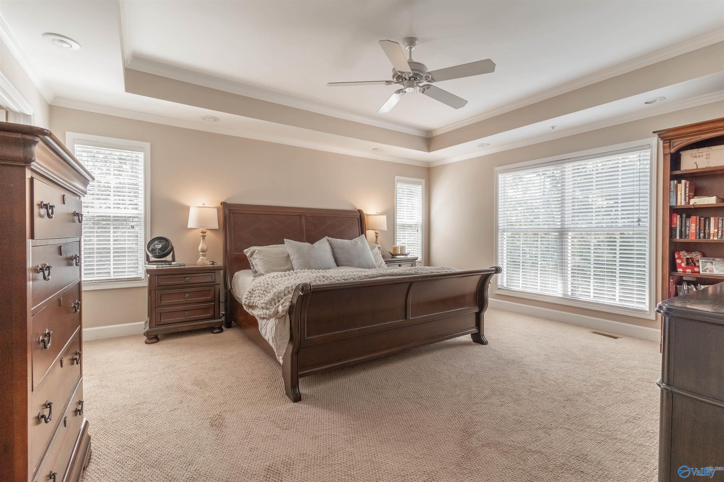 255 River Pointe Drive, Guntersville, Alabama image 17