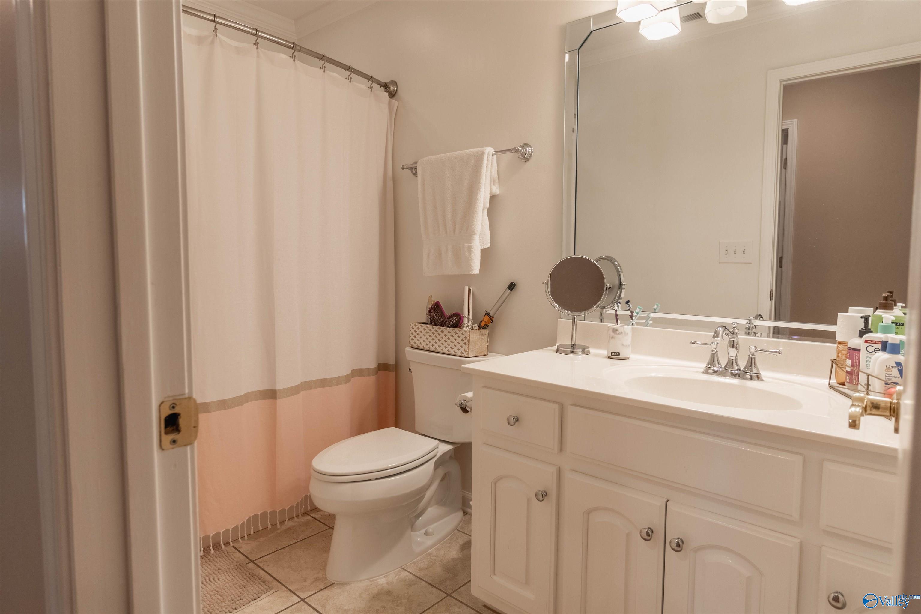 255 River Pointe Drive, Guntersville, Alabama image 32