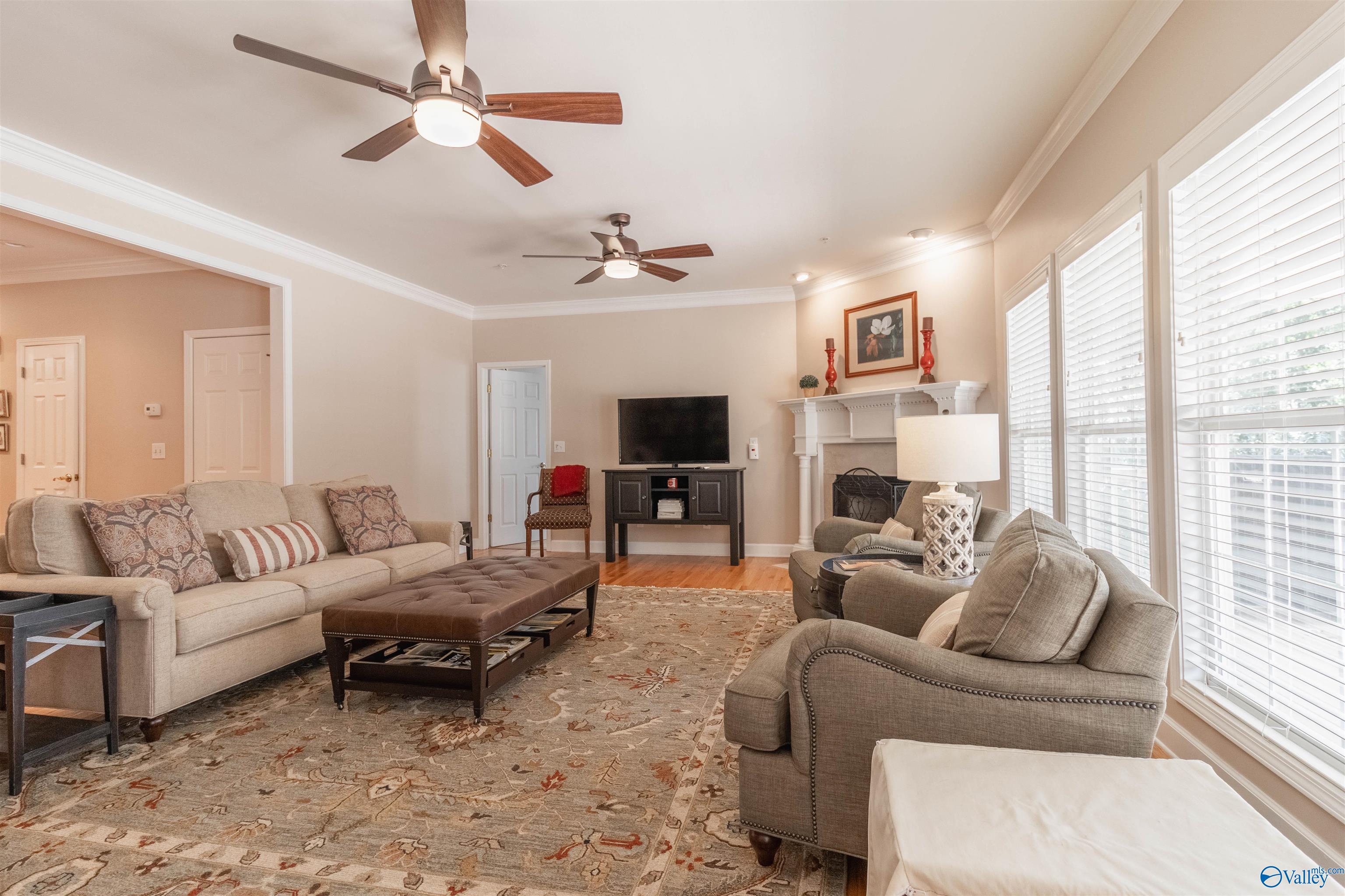 255 River Pointe Drive, Guntersville, Alabama image 16