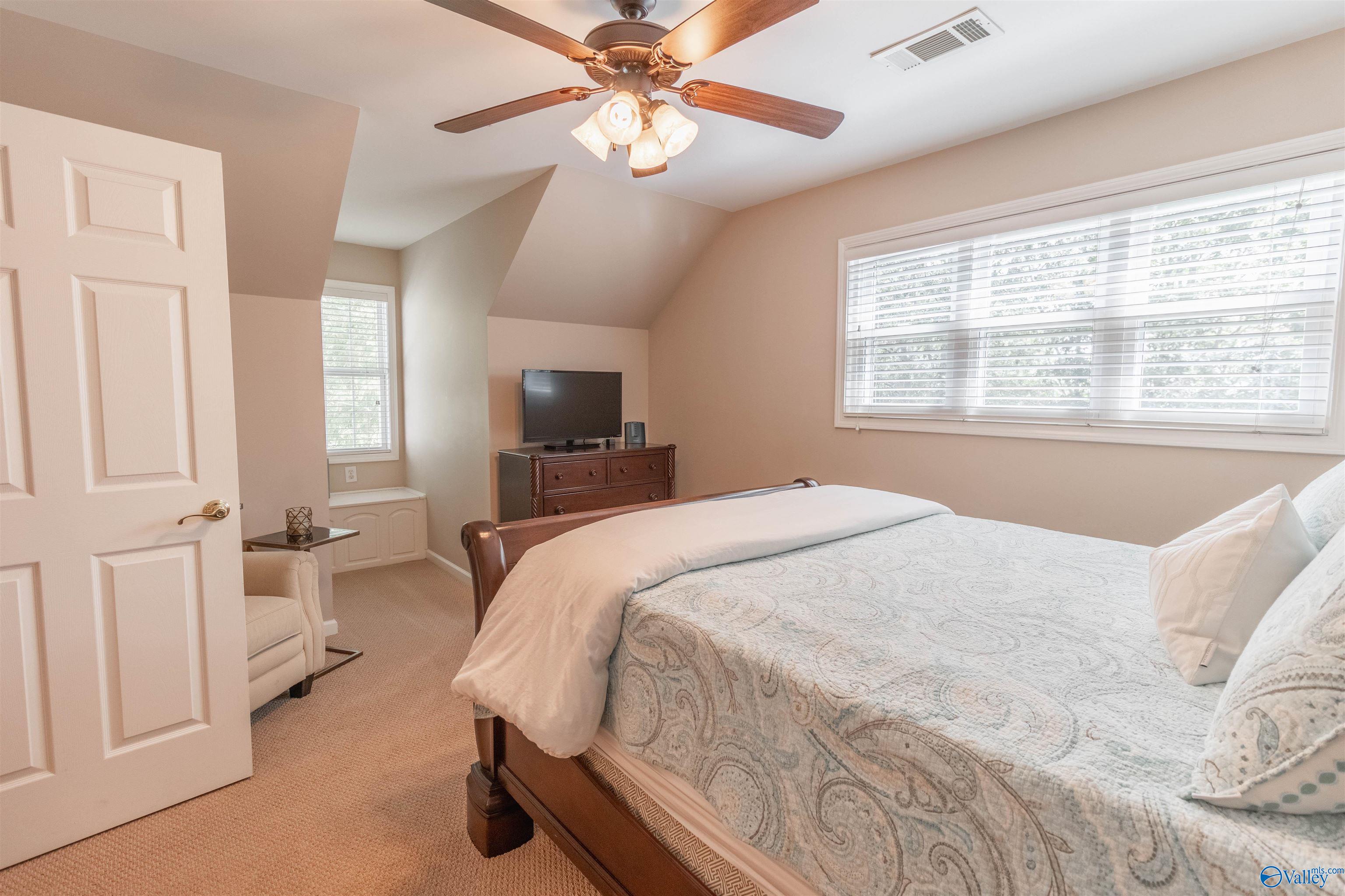 255 River Pointe Drive, Guntersville, Alabama image 34
