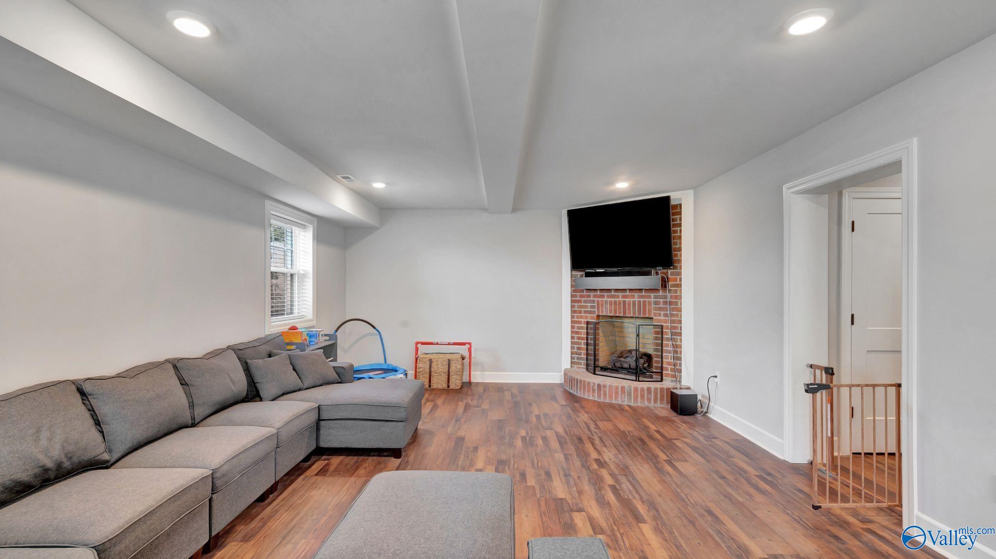 212 Longwood Drive, Huntsville, Alabama image 38