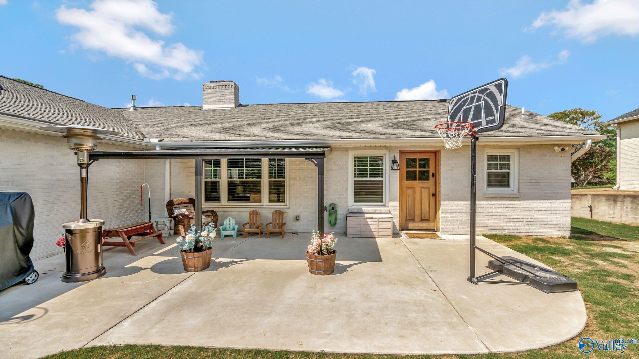 212 Longwood Drive, Huntsville, Alabama image 3