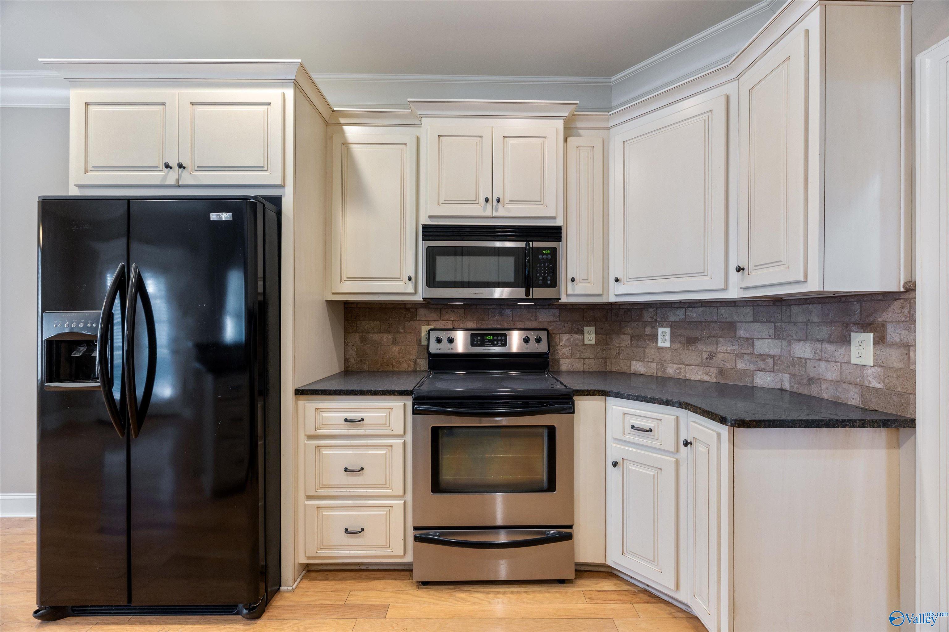 22222 Merlot Drive, Athens, Alabama image 13