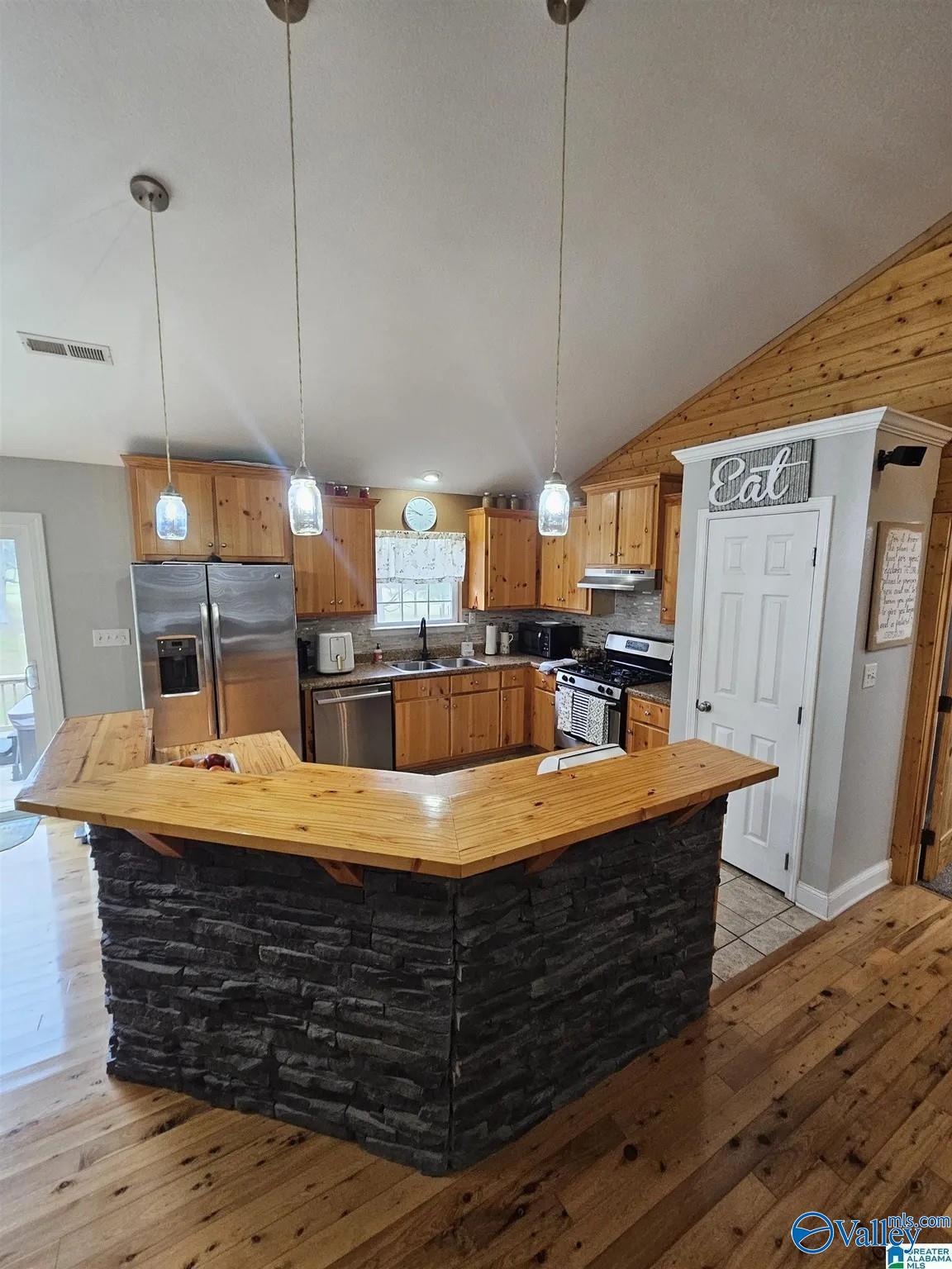 3127 County Road 83, Collinsville, Alabama image 5