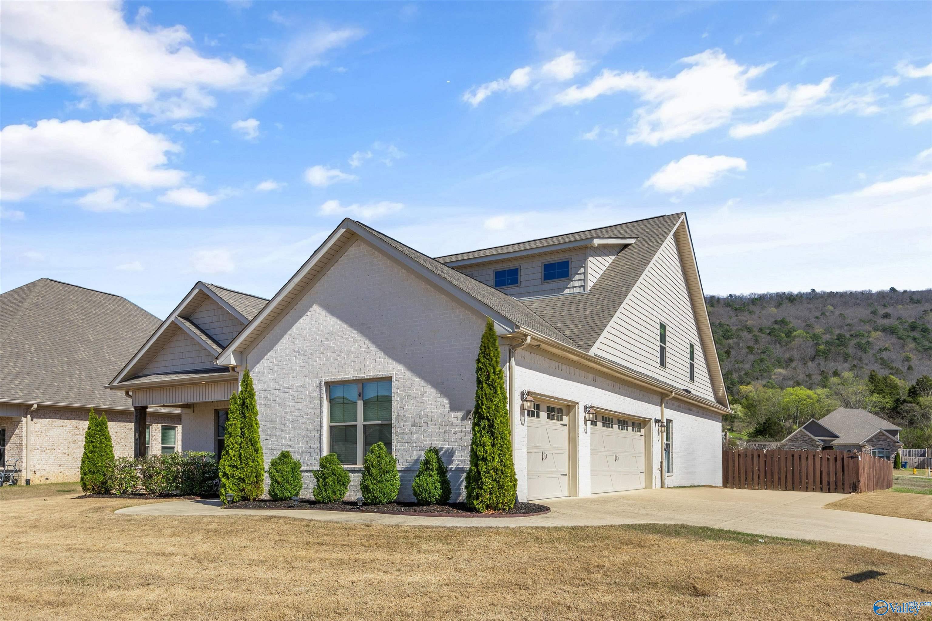 2002 Bays Water Drive