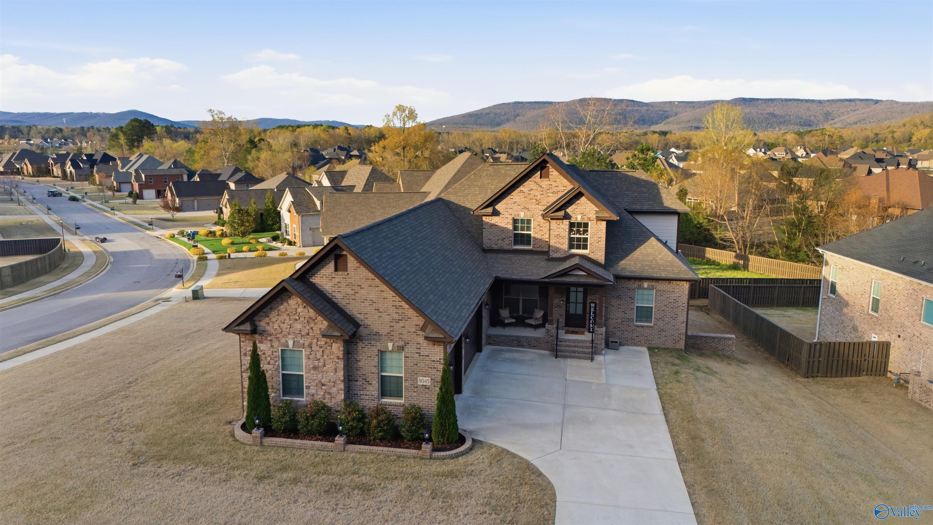 8045 SE Goose Ridge Drive