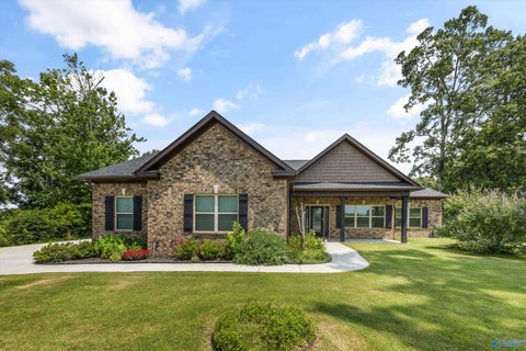 Homes For Sale - 25057 Drawbaugh Road<br/> Athens, AL 35613
