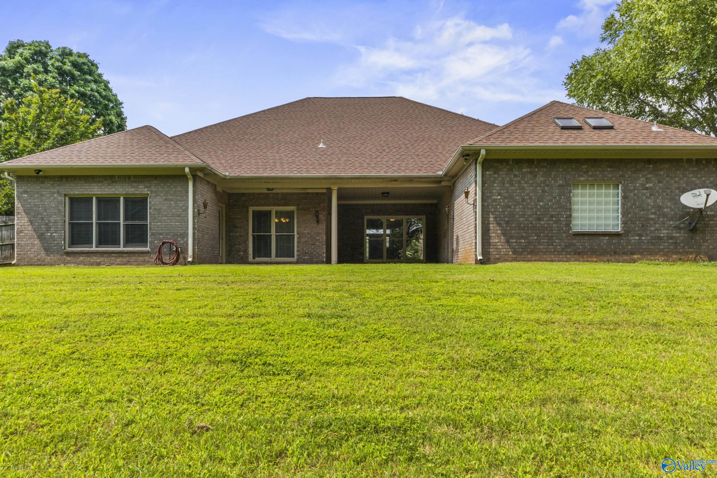 308 Blue Creek Drive, Harvest, Alabama image 27