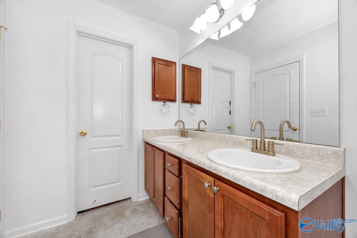 107 Harvest Glen Lane, Harvest, Alabama image 16