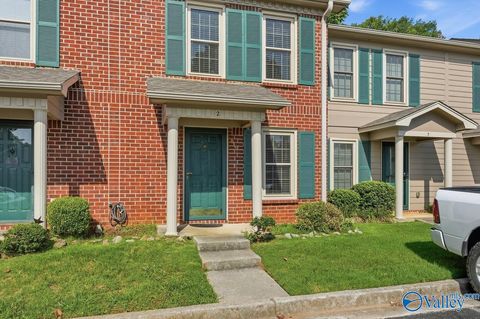 Townhouse For Sale - 8151 Oldfield Road #2<br/> Huntsville, AL 35802