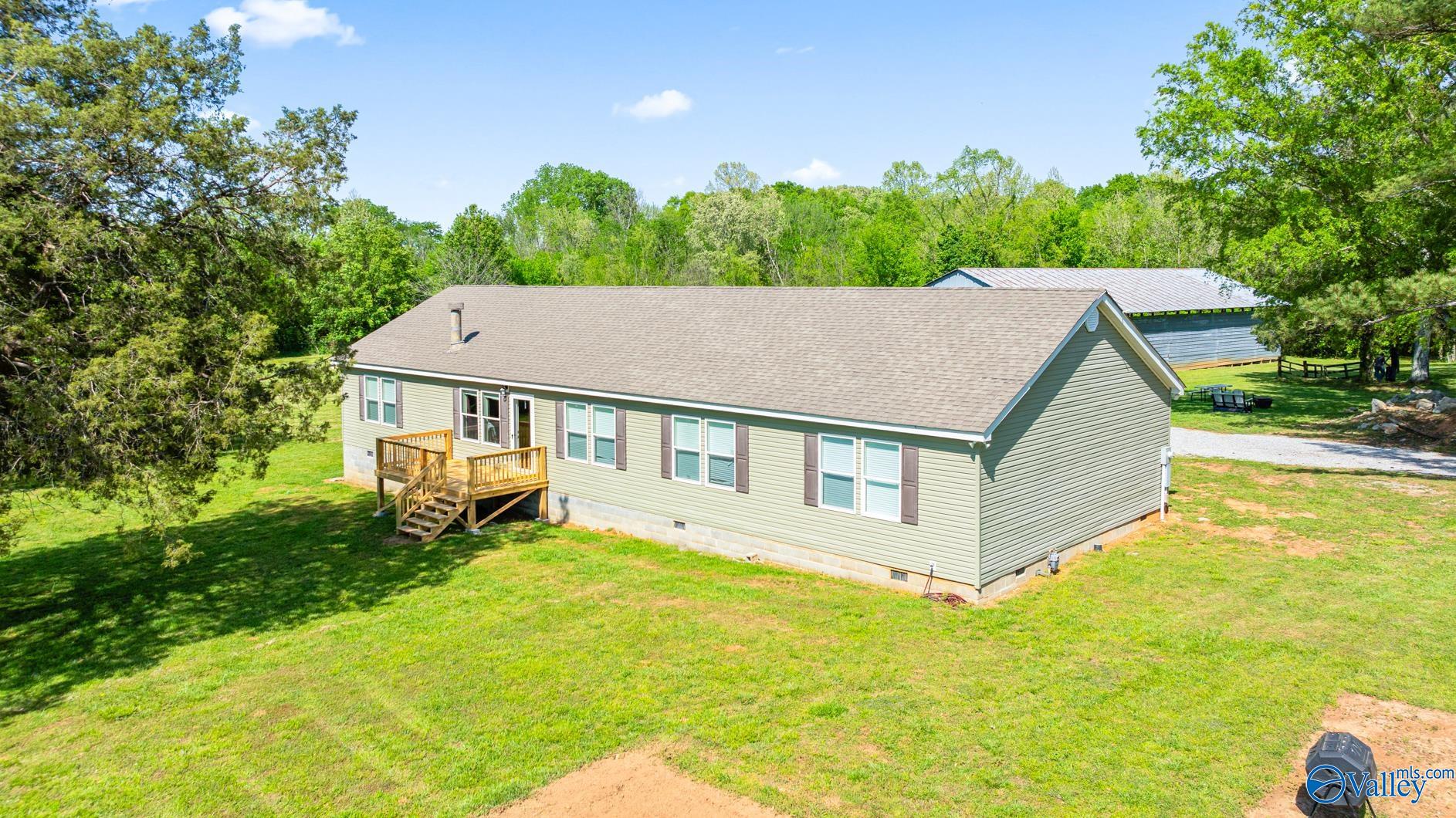 959 N Johnson Chapel Road, Hartselle, Alabama image 1