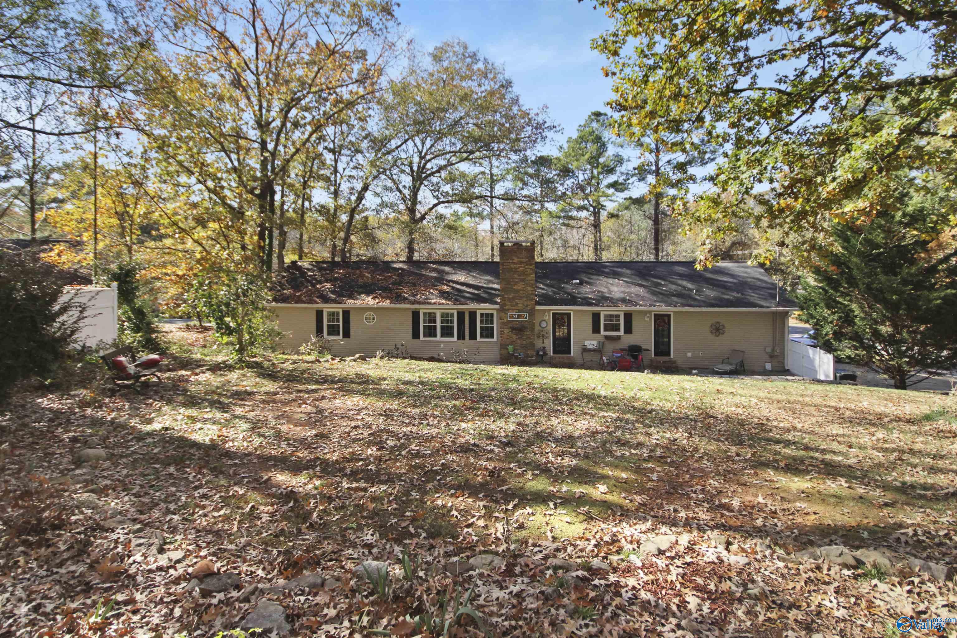 3425 Clemons Road, Scottsboro, Alabama image 6