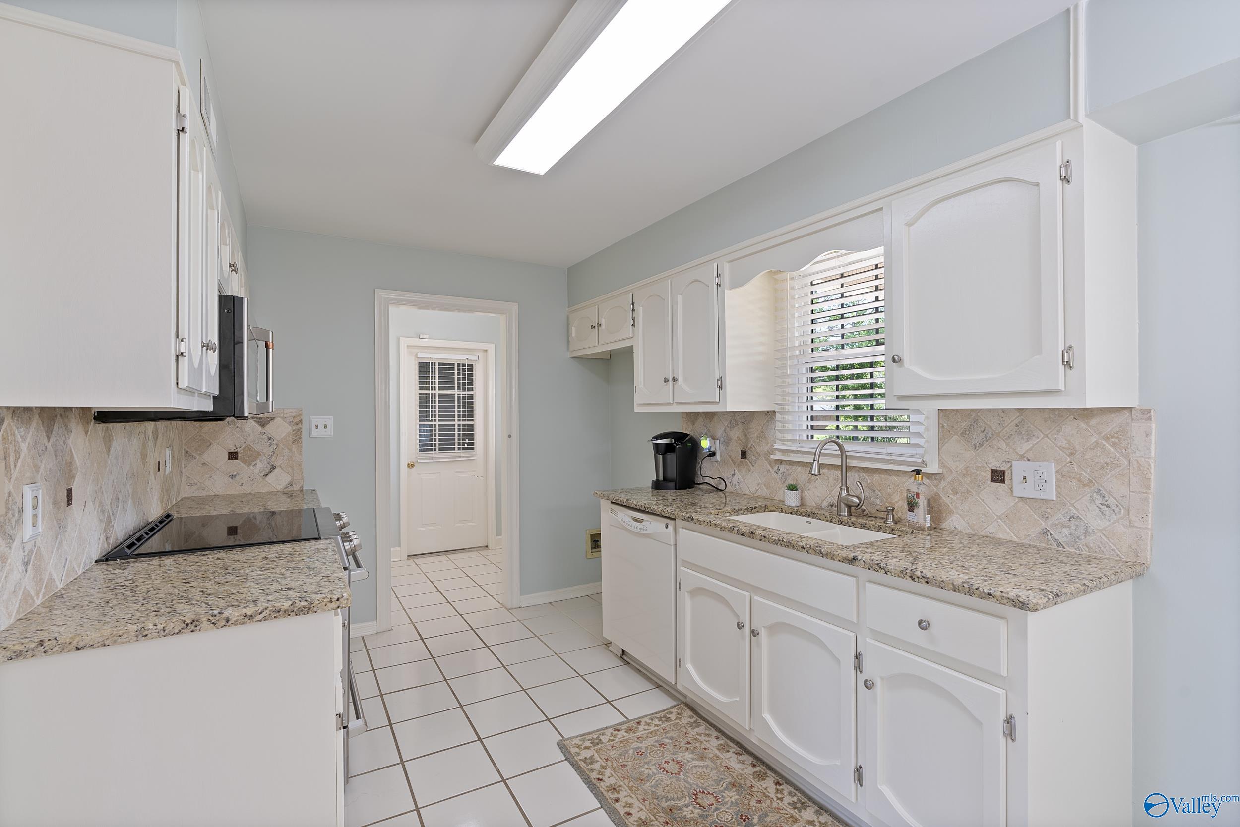 14921 Mooresville Road, Athens, Alabama image 10