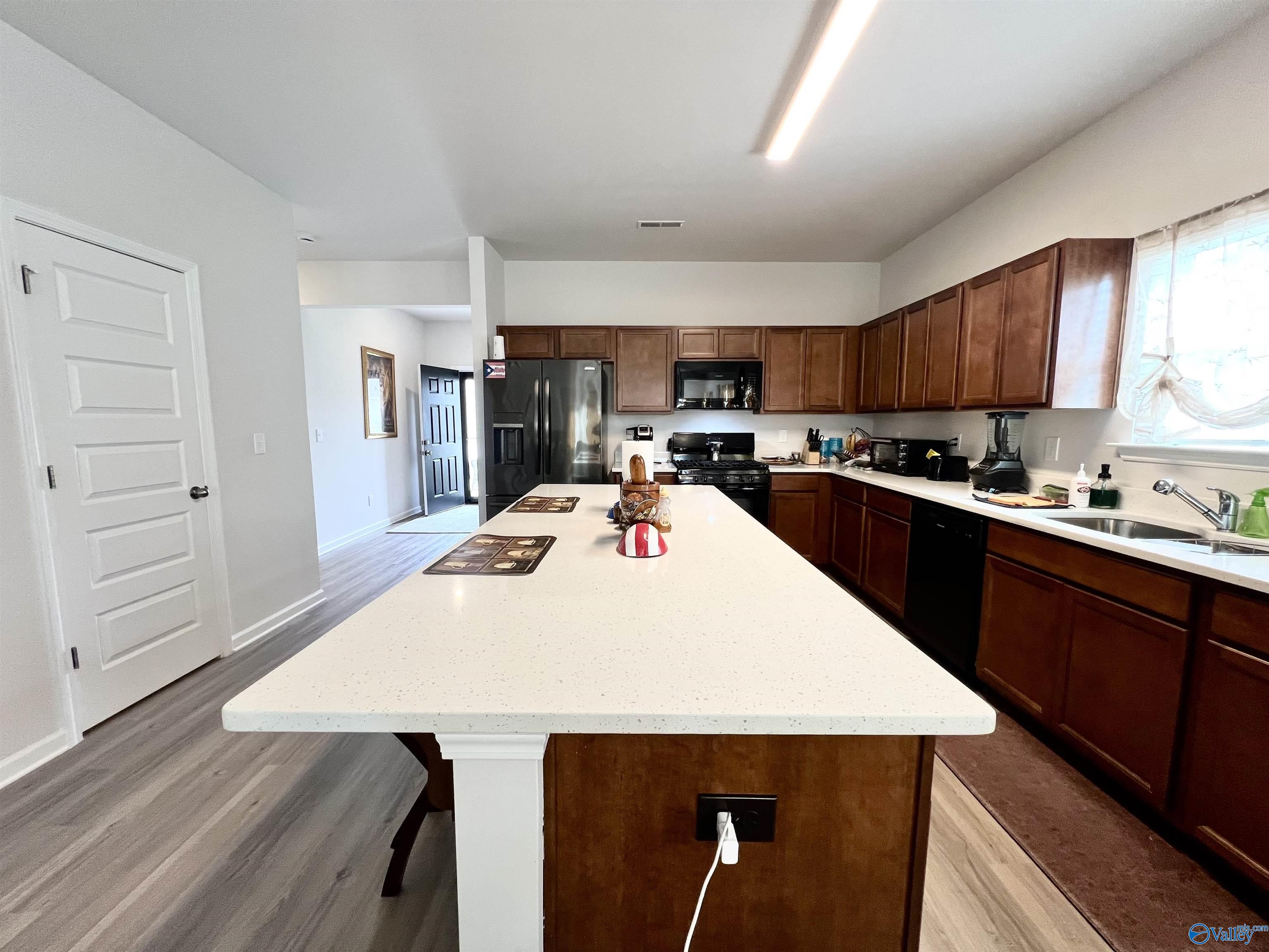 212 Fairbrook Drive, New Market, Alabama image 6