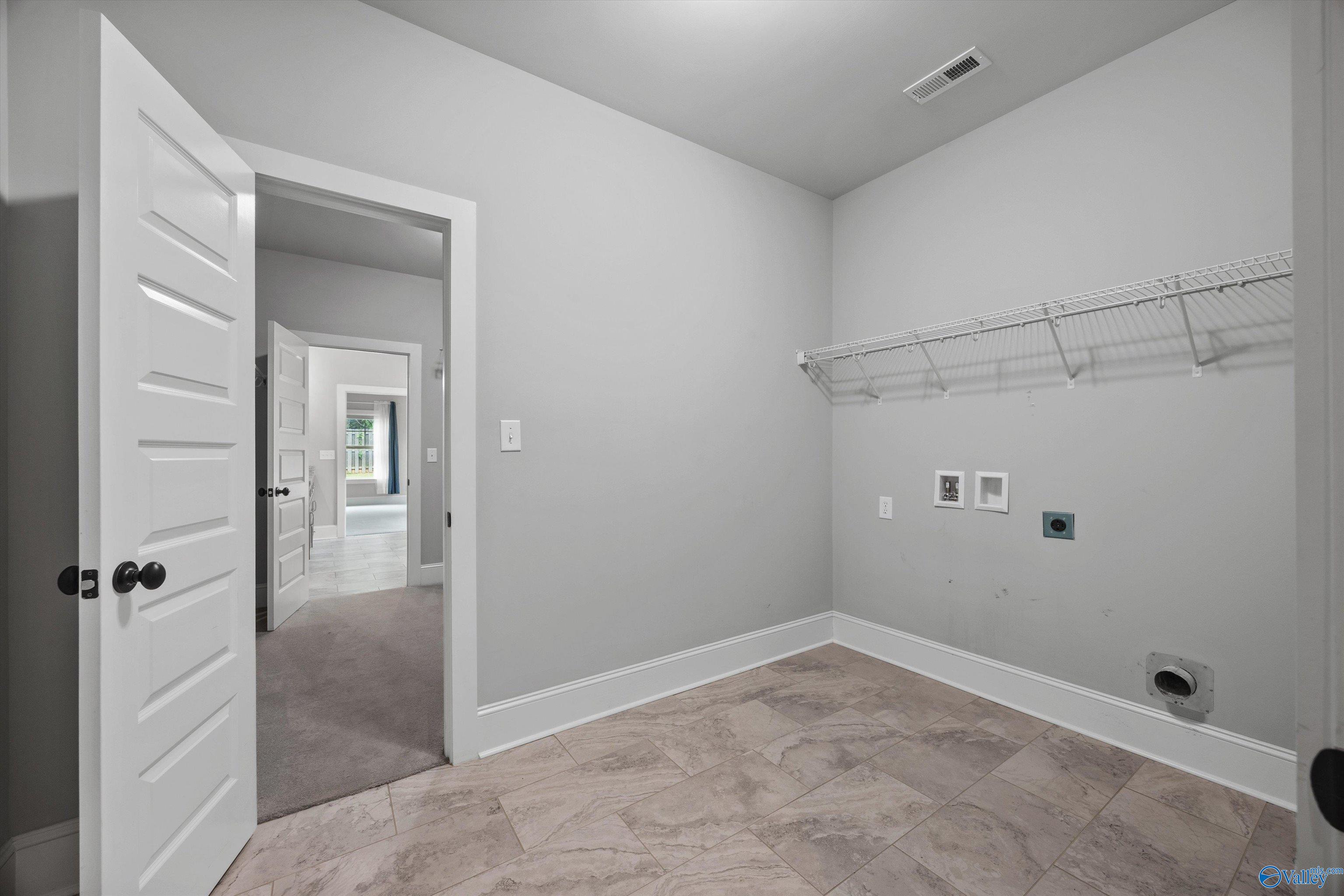 14359 Muirfield Drive, Athens, Alabama image 31